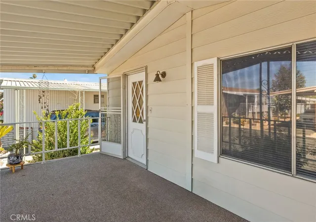 Photo 4 of Manufactured home for sale at 2205 W Acacia Ave #125, Hemet, CA 92545 | MLS# IG26202388 | Listing updated on 2026-09-16
