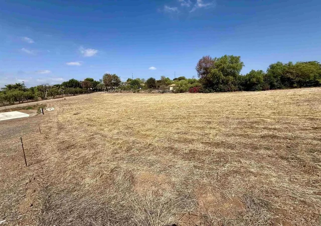 Photo 1 of Sale Pending at 1916 Grey Rabbit Holw Ln, Fallbrook, CA 92028 | MLS# NDP2608683 | Listing updated on 2026-10-08