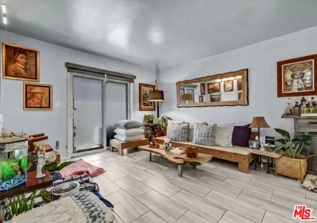 Photo 3 of Single family home for sale at 1412 Lake St, Glendale, CA 91201 | MLS# 26989259 | Listing updated on 2026-10-08