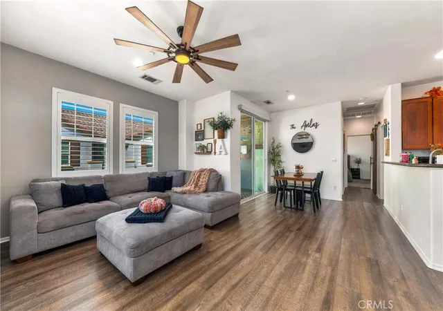 Listing Photo 5 - Condo for sale in building located at 10375 Church St, Rancho Cucamonga, CA 91730 - Unit #38
