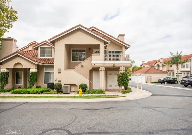Photo 1 of Condo for sale at 600 Kingswood Ln #A, Simi Valley, CA 93065 | MLS# SR26203191 | Listing updated on 2026-09-17