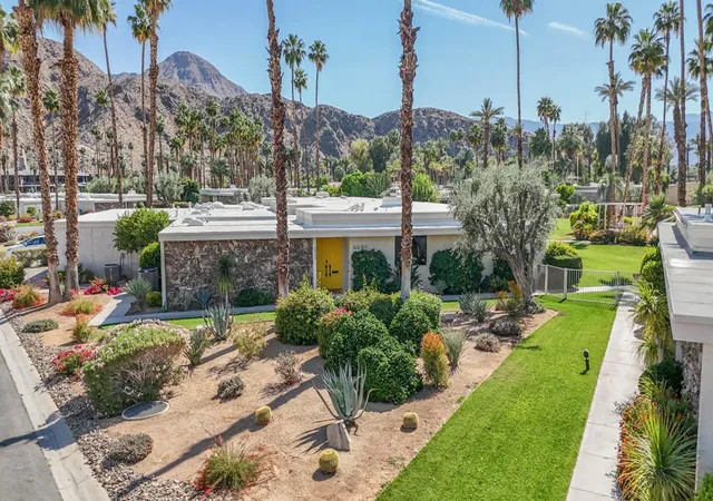 Photo 3 of Single family home for sale at 45705 Pawnee Rd, Indian Wells, CA 92210 | MLS# 219152804DA | Listing updated on 2026-09-17