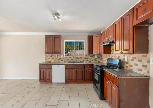 Photo 3 of Single family home for sale at 9730 Linden Ave, Bloomington, CA 92316 | MLS# PW26203254 | Listing updated on 2026-10-31