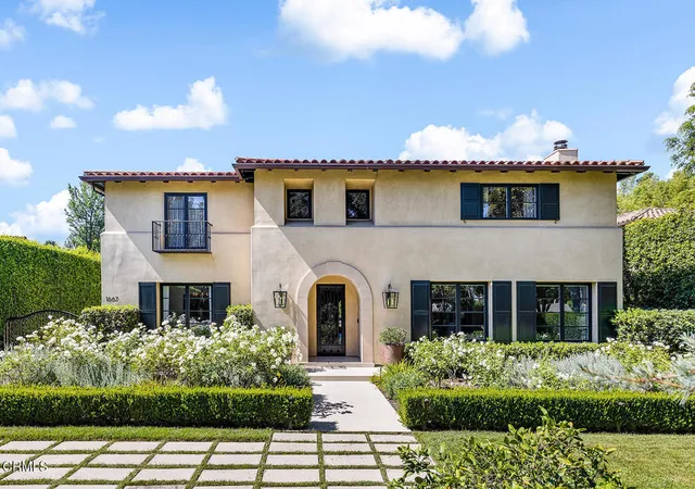 Photo 3 of Mansion for sale at 1667 San Pasqual St, Pasadena, CA 91106 | MLS# P1-28869 | Listing updated on 2026-09-17
