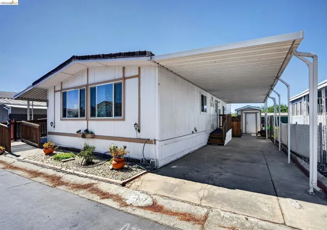 Photo 2 of Manufactured home for sale at 3654 Shelly Ln, Bethel Island, CA 94511 | MLS# 41148489 | Listing updated on 2026-09-23