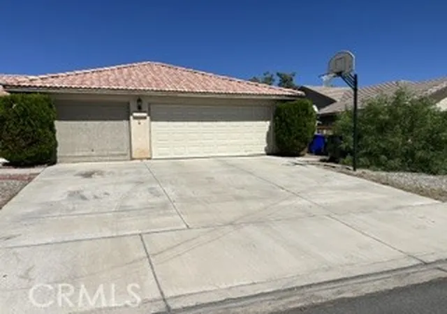 Photo 3 of Single family home for sale at 14272 Sepulveda Dr, Victorville, CA 92392 | MLS# CV26203337 | Listing updated on 2026-09-17