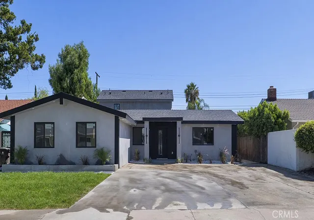 Photo 1 of Sale Pending at 6650 Birchton, West Hills, CA 91307 | MLS# SR26203277 | Listing updated on 2026-10-09