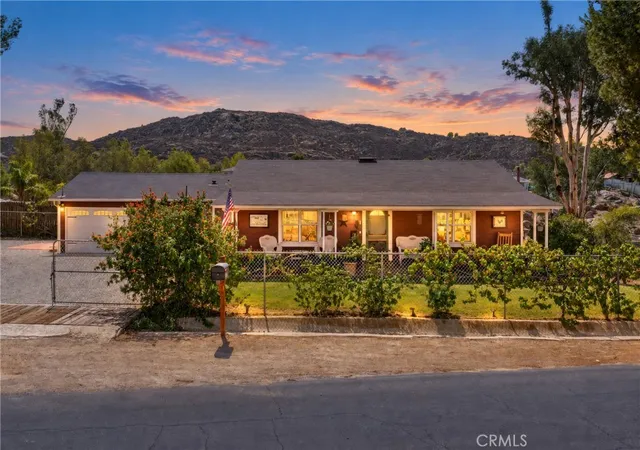 Photo 1 of Single family home for sale at 41097 Crest, Hemet, CA 92544 | MLS# SW26200956 | Listing updated on 2026-10-09