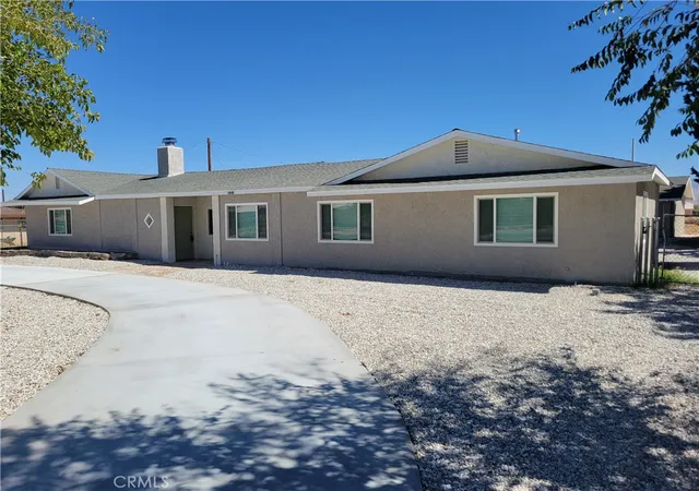 Photo 1 of Sale Pending at 14145 Lakota Rd, Apple Valley, CA 92307 | MLS# HD26203371 | Listing updated on 2026-10-01