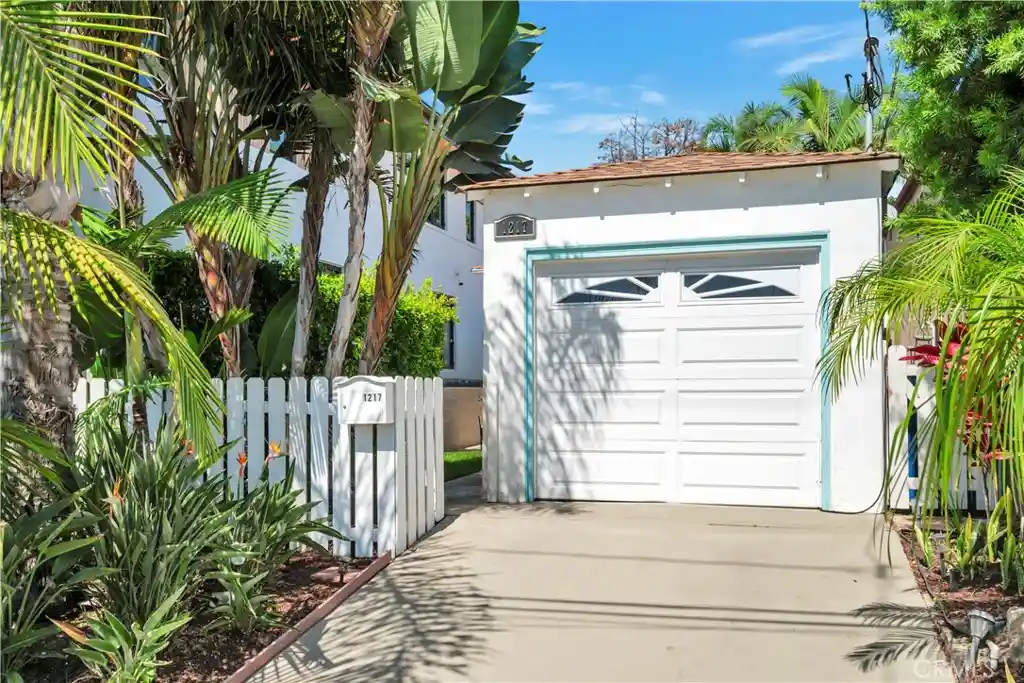Single family home for sale at 1217 21st, Hermosa Beach, CA 90254 | MLS# SB26203136