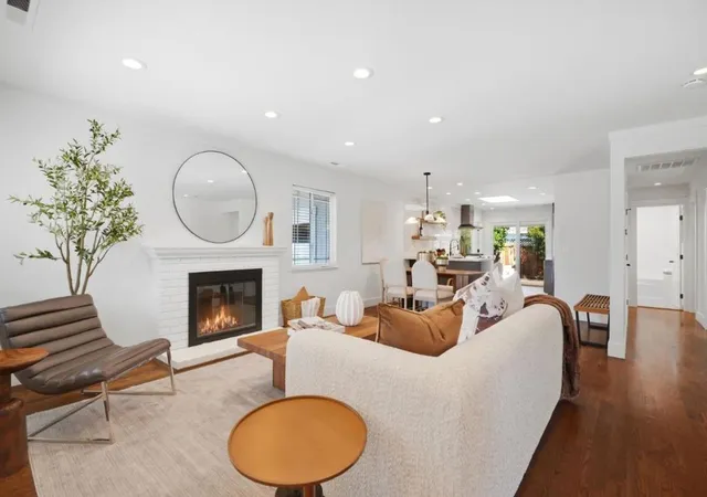 Photo 2 of Sale Pending at 1461 Revere Ave, San Jose, CA 95118 | MLS# ML82059804 | Listing updated on 2026-10-10