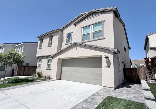 Photo 3 of Sale Pending at 834 Camino Cantera, Chula Vista, CA 91913 | MLS# PTP2607035 | Listing updated on 2026-09-23