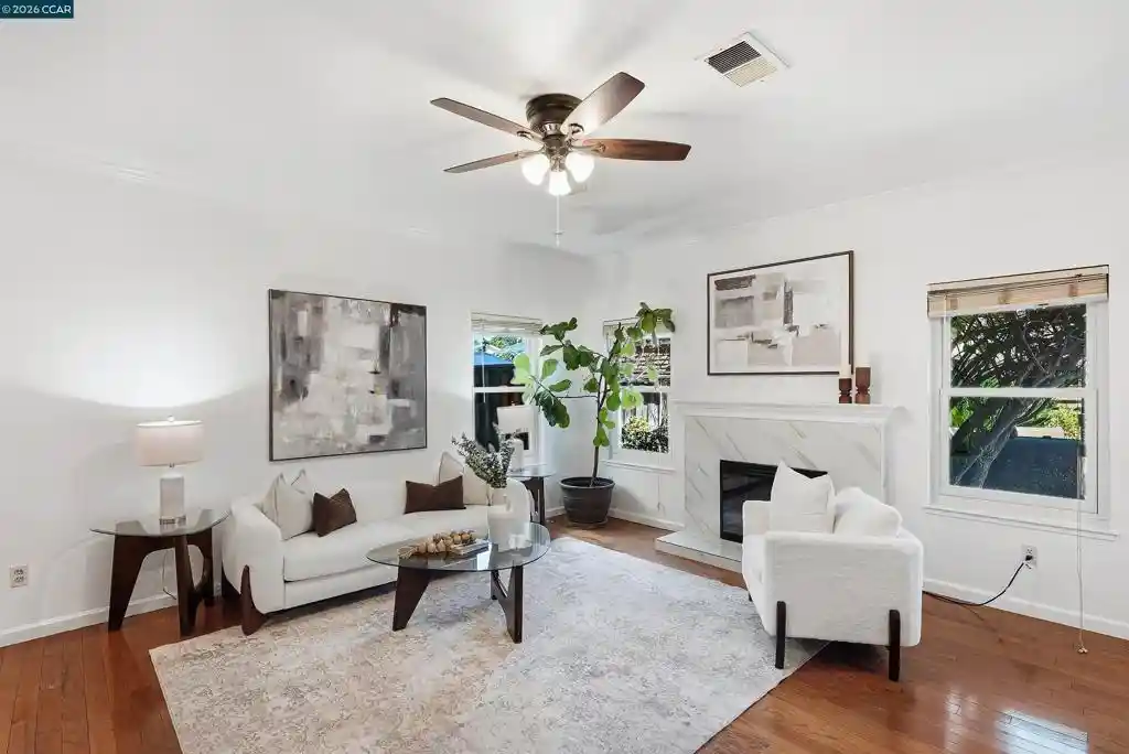 Townhouse for sale at 142 Harris Cir, Bay Point, CA 94565 | MLS# 41148497