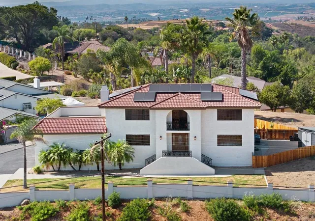 Photo 2 of Sale Pending at 1820 Elevado Rd, Vista, CA 92084 | MLS# NDP2608689 | Listing updated on 2026-10-08