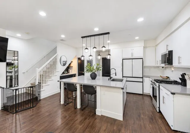 Photo 2 of Townhouse for sale at 1714 Fairlead Ave, Carlsbad, CA 92011 | MLS# NDP2608691 | Listing updated on 2026-10-12