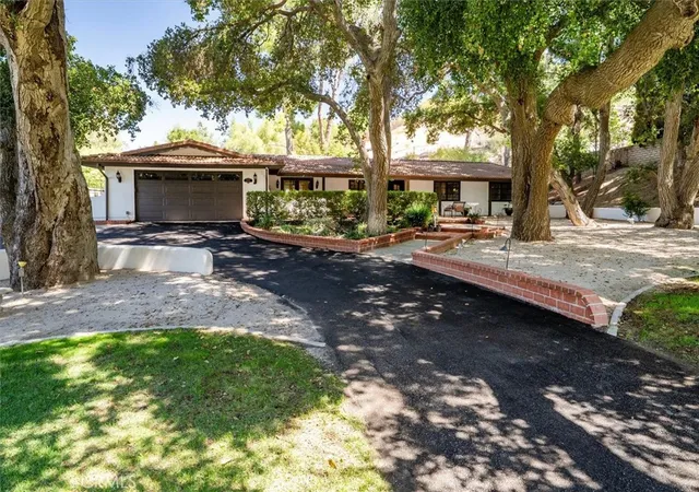 Photo 1 of Single family home for sale at 15737 Warm Springs, Canyon Country, CA 91387 | MLS# SR26203448 | Listing updated on 2026-10-11