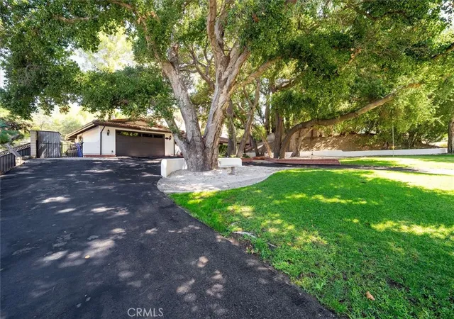 Photo 2 of Single family home for sale at 15737 Warm Springs, Canyon Country, CA 91387 | MLS# SR26203448 | Listing updated on 2026-10-11