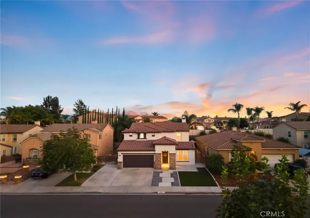 Photo 2 of Single family home for sale at 29689 Masters Dr, Murrieta, CA 92563 | MLS# SW26203328 | Listing updated on 2026-10-11