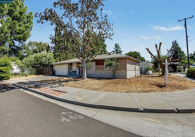 Photo 1 of Single family home for sale at 3865 Raap Ave, Martinez, CA 94553 | MLS# 41148515 | Listing updated on 2026-09-29