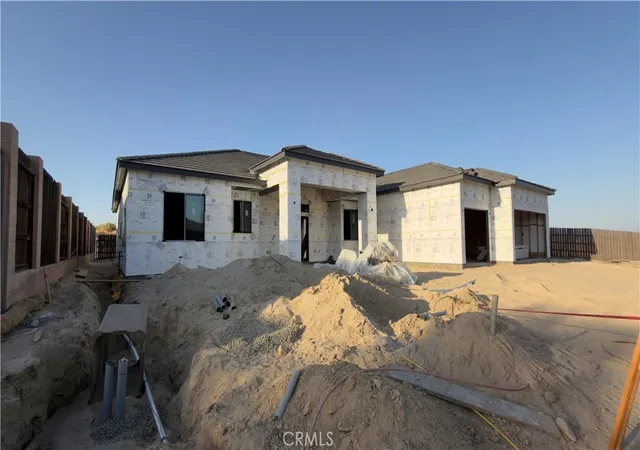 Photo 2 of Single family home for sale at 10672 Titanium, Taft, CA 93268 | MLS# PW26203484 | Listing updated on 2026-09-28