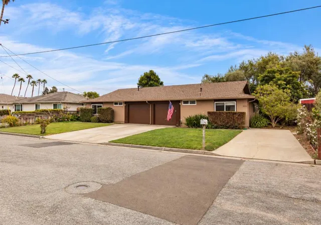 Photo 2 of Multi family home for sale at Woolpert Way, Santa Cruz, CA 95062 | MLS# ML82061579 | Listing updated on 2026-09-26