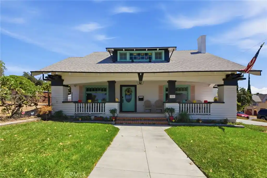 Photo 1 of Sale Pending at 228 S Spring, Lake Elsinore, CA 92530 | MLS# IG26203297 | Listing updated on 2026-10-25