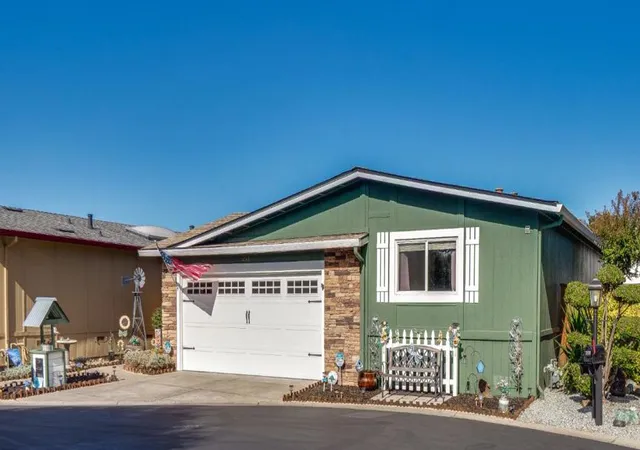 Photo 2 of Manufactured home for sale at 259 Forest Dr #259, Morgan Hill, CA 95037 | MLS# ML82060340 | Listing updated on 2026-10-12