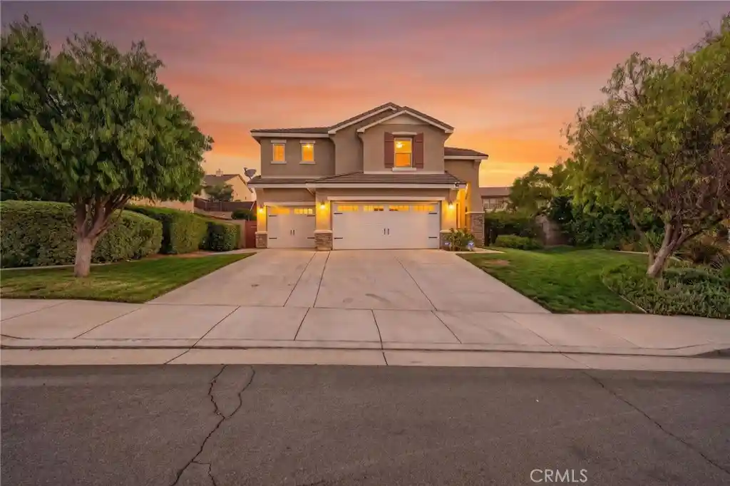 Photo 1 of Single family home for sale at 30392 Terrain, Murrieta, CA 92563 | MLS# SW26203428 | Listing updated on 2026-10-24