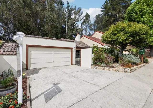 Photo 2 of Single family home for sale at 1712 Escalona Dr, Santa Cruz, CA 95060 | MLS# ML82058844 | Listing updated on 2026-10-12