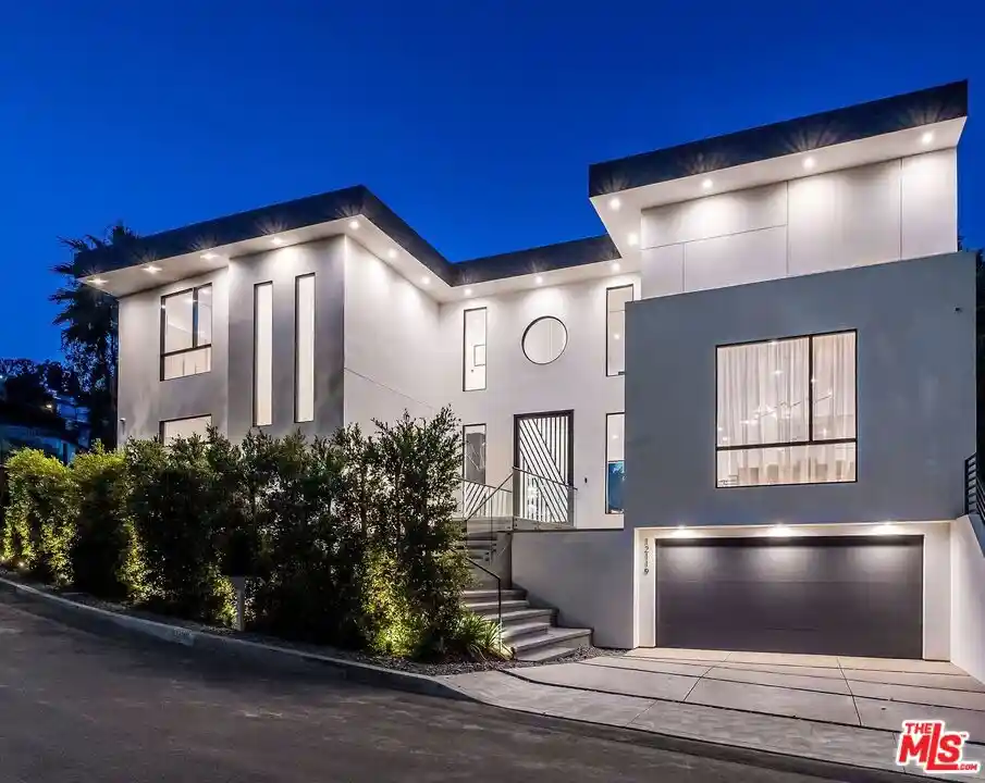 Photo 1 of Mansion for sale at 12119 Travis St, Los Angeles, CA 90049 | MLS# 26989229 | Listing updated on 2026-10-28