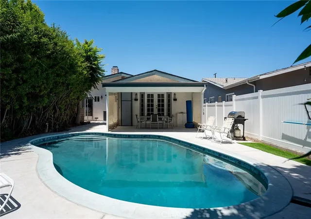 Photo 18 of Single family home for sale at 13042 Aetna St, Van Nuys, CA 91401 | MLS# SR26203565 | Listing updated on 2026-09-27
