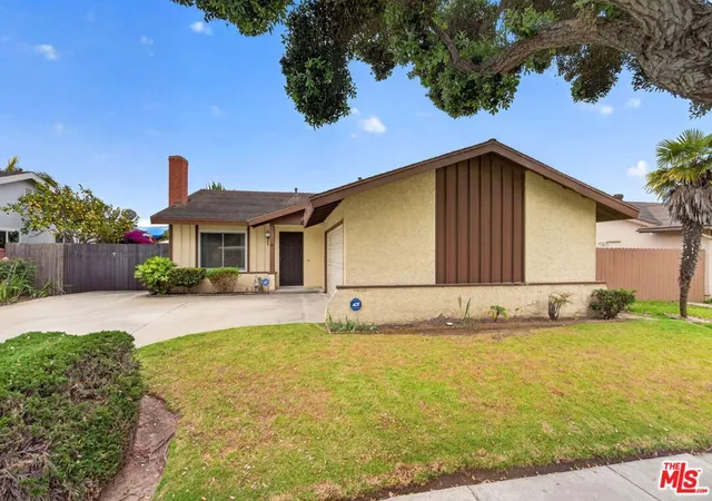 Photo 2 of Sale Pending at 3530 Via Marina Ave, Oxnard, CA 93035 | MLS# 26989469 | Listing updated on 2026-09-25