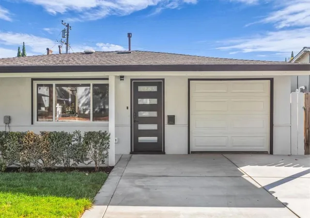 Photo 2 of Single family home for sale at 3068 Quinto Way, San Jose, CA 95124 | MLS# ML82061110 | Listing updated on 2026-10-12