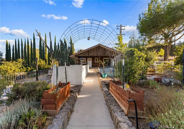 Photo 1 of Single family home for sale at 40016 90th Street W, Leona Valley, CA 93551 | MLS# SR26202662 | Listing updated on 2026-09-24