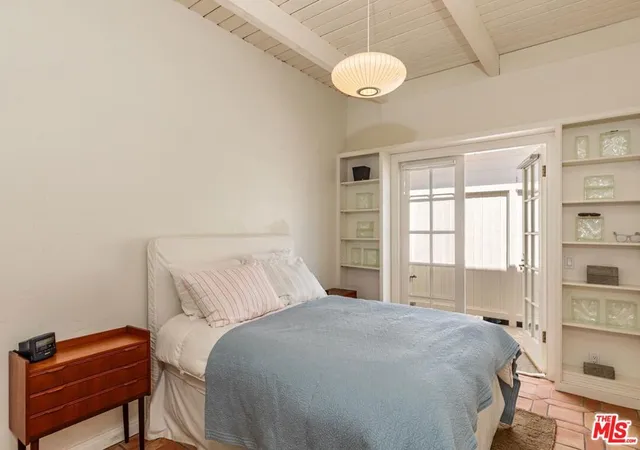 Photo 24 of Single family home for sale at 24216 Malibu Rd, Malibu, CA 90265 | MLS# 26989063 | Listing updated on 2026-09-25