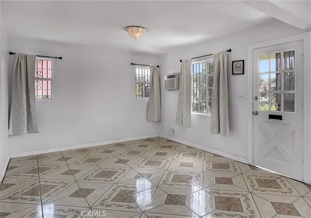 Photo 4 of Single family home for sale at 3607 Walnut, Lynwood, CA 90262 | MLS# DW26203670 | Listing updated on 2026-10-11