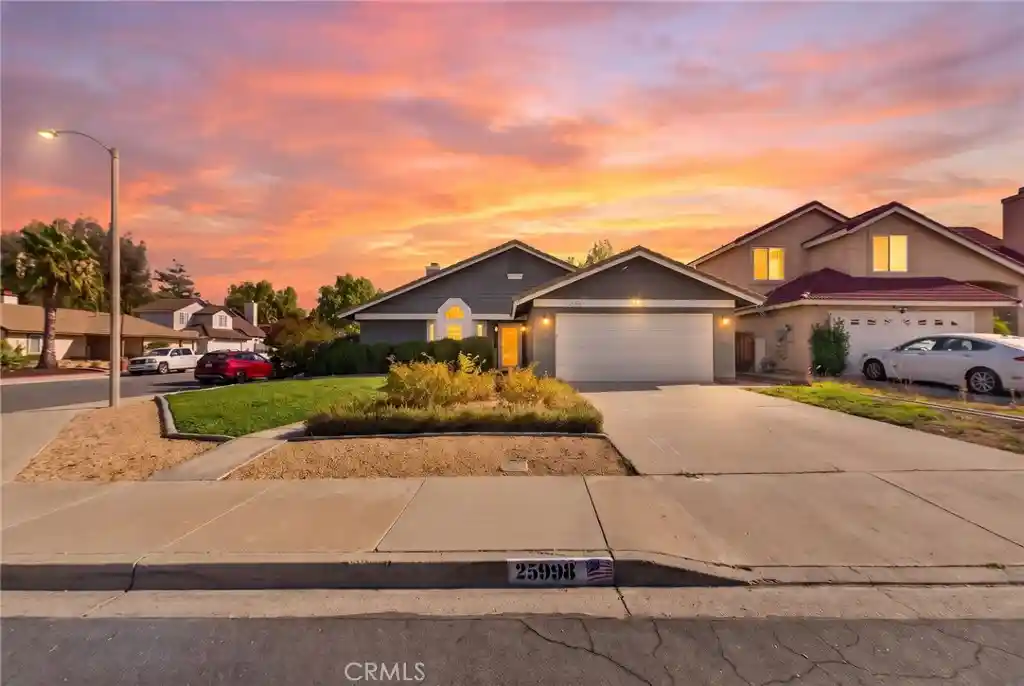 Photo 1 of Single family home for sale at 25998 Summer Dawn Ct, Murrieta, CA 92563 | MLS# SW26203523 | Listing updated on 2026-10-25
