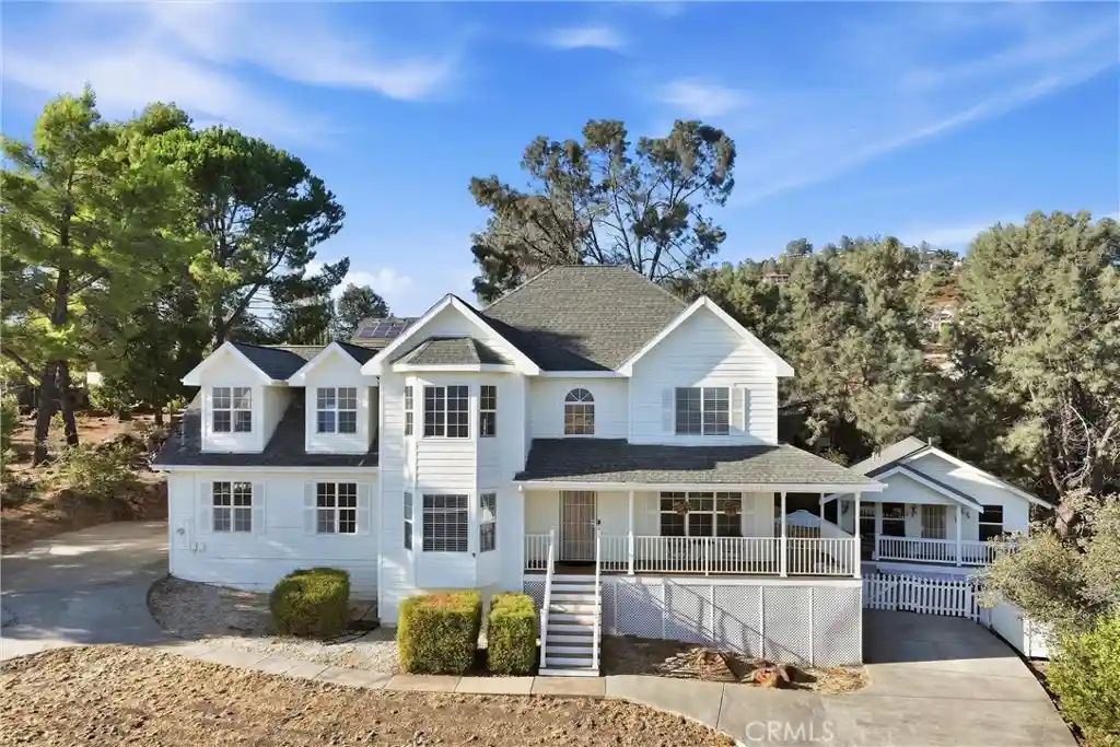 Photo 1 of Single family home for sale at 16536 Crescent Ct, Hidden Valley Lake, CA 95467 | MLS# LC26202128 | Listing updated on 2026-10-19