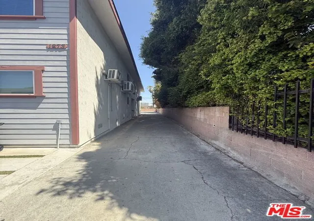 Photo 2 of Multi family home for sale at 1273 W 36th Place, Los Angeles, CA 90007 | MLS# 26989449 | Listing updated on 2026-09-29