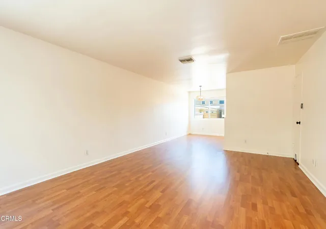 Photo 2 of Condo for sale at 20244 Cohasset St #9, Winnetka, CA 91306 | MLS# P1-28885 | Listing updated on 2026-09-26