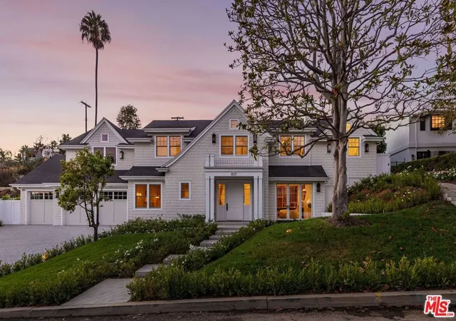 Photo 1 of Mansion for sale at 837 Muskingum Ave, Pacific Palisades, CA 90272 | MLS# 26972979 | Listing updated on 2026-10-08