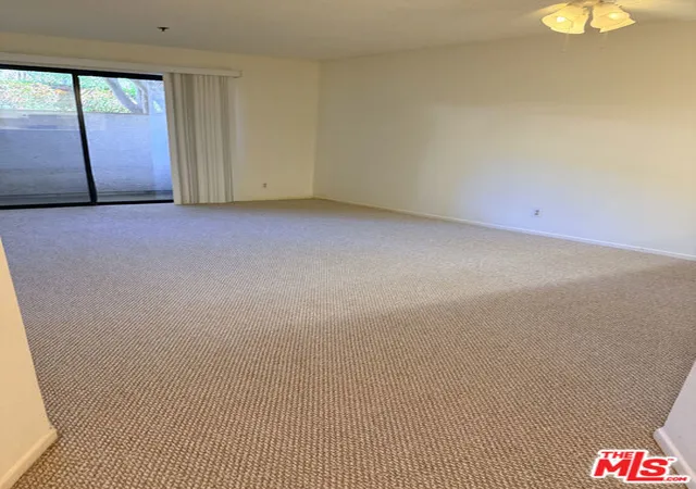 Photo 4 of Condo for sale at 501 Palisades Dr #103, Pacific Palisades, CA 90272 | MLS# 26989609 | Listing updated on 2026-09-25