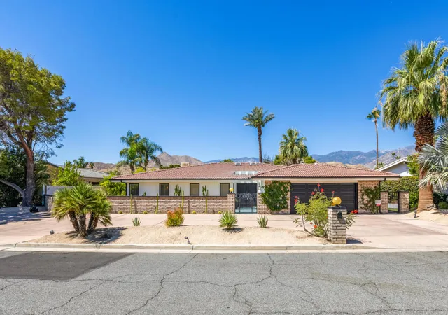 Photo 3 of Single family home for sale at 5365 E Cherry Hills Dr, Palm Springs, CA 92264 | MLS# 219152857PS | Listing updated on 2026-09-30