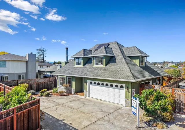 Photo 1 of Single family home for sale at 1839 Silvana Ln, Santa Cruz, CA 95062 | MLS# ML82061463 | Listing updated on 2026-10-13
