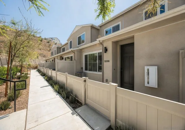 Photo 2 of Townhouse for sale at 35169 Rangpur Ln, Fallbrook, CA 92028 | MLS# 260022786SD | Listing updated on 2026-09-18