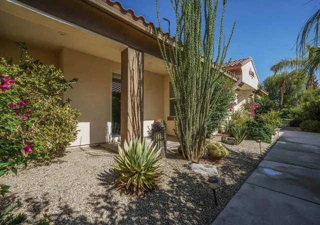 Photo 1 of Single family home for sale at 2 Wimbledon Dr, Rancho Mirage, CA 92270 | MLS# 219152858DA | Listing updated on 2026-10-09