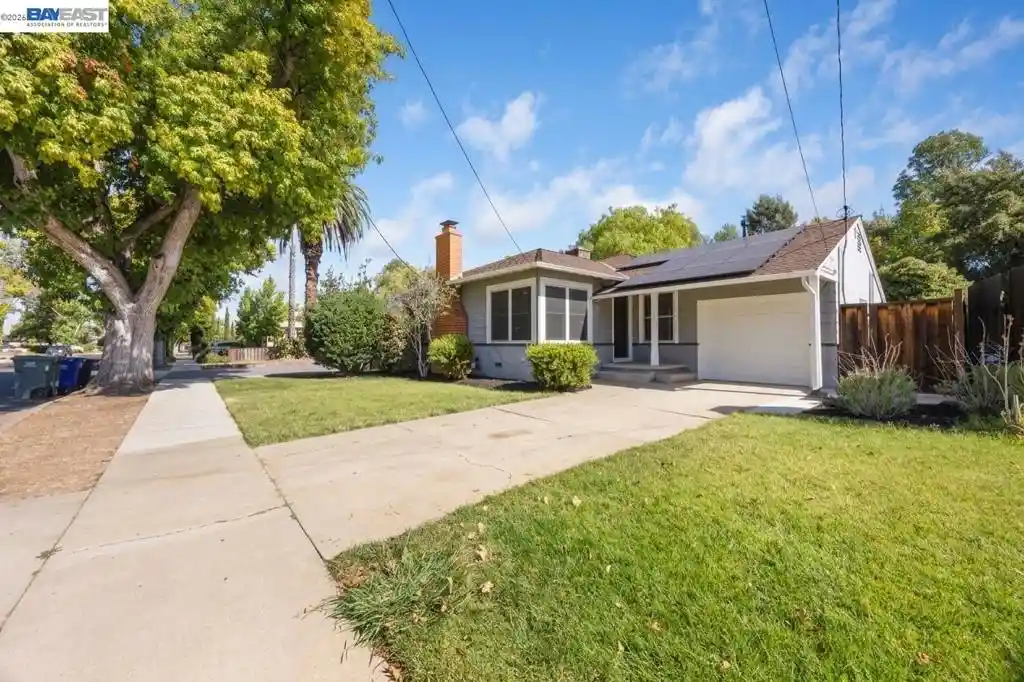 Photo 1 of Single family home for sale at 1942 N 6th Street, Concord, CA 94519 | MLS# 41148583 | Listing updated on 2026-10-22
