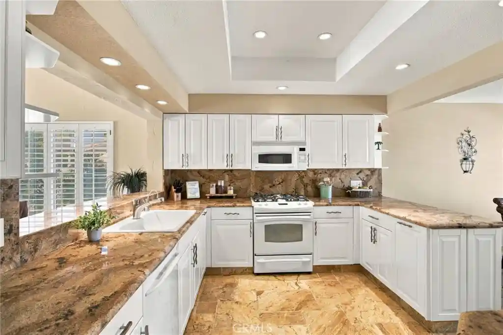 Photo 1 of Condo for sale at 684 Vista Lago Cir N, Palm Desert, CA 92211 | MLS# OC26202148 | Listing updated on 2026-10-30