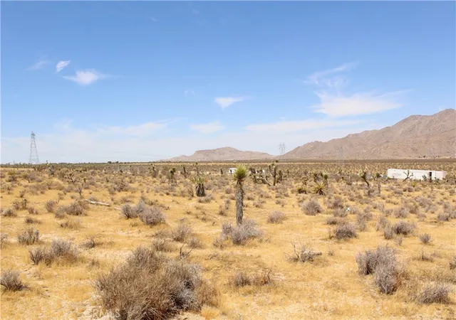 Photo 1 of Land for sale at 0 Cyn View Rd, Apple Valley, CA 92308 | MLS# HD26203859 | Listing updated on 2026-09-17