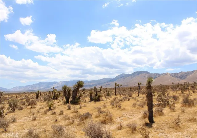 Photo 2 of Land for sale at 0 Cyn View Rd, Apple Valley, CA 92308 | MLS# HD26203859 | Listing updated on 2026-09-17